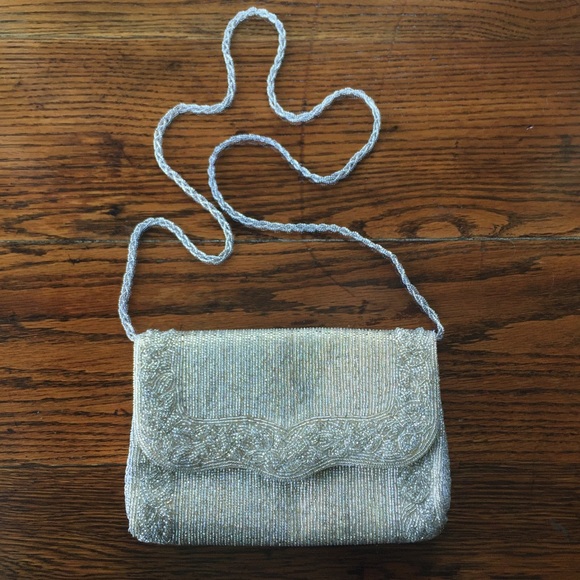 La Regale Handbags - La Regale Beaded Clutch
